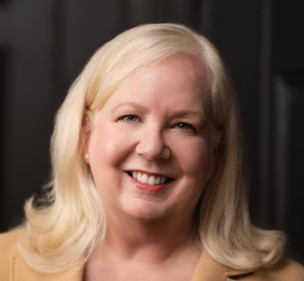 Women Leaders Association Names Julia Furtaw as First Detroit Coaching Partner, Bringing 35 Years of Publishing Leadership to Coaching Women Through Career Change