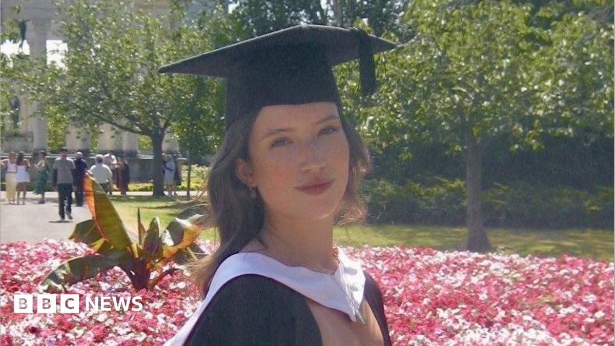 Cardiff student who 'brushed off' sore throat developed sepsis