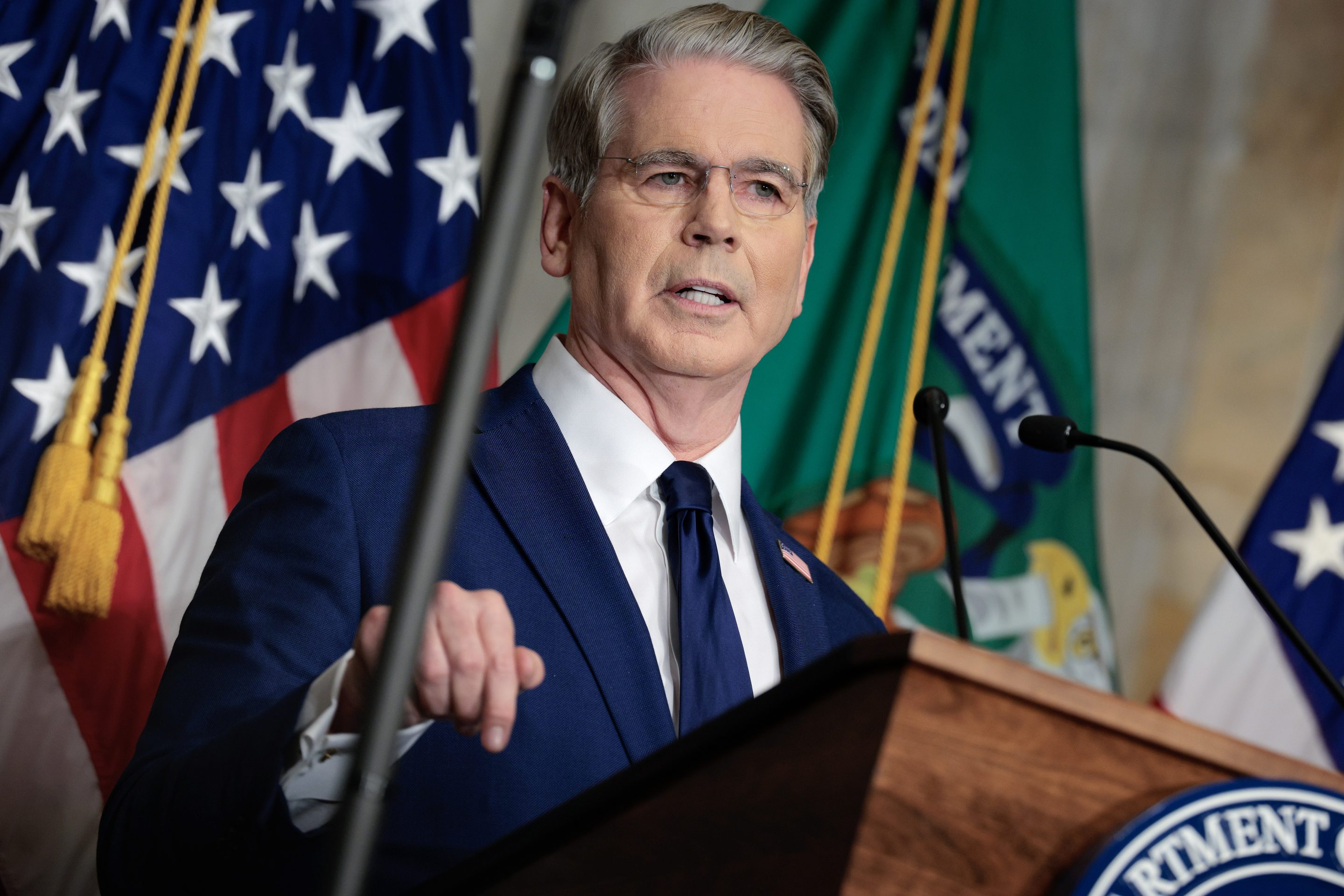 ‘Uncharted territory’: The $40 trillion U.S. national debt just got uglier as interest payments rise to $1.25 trillion a year
