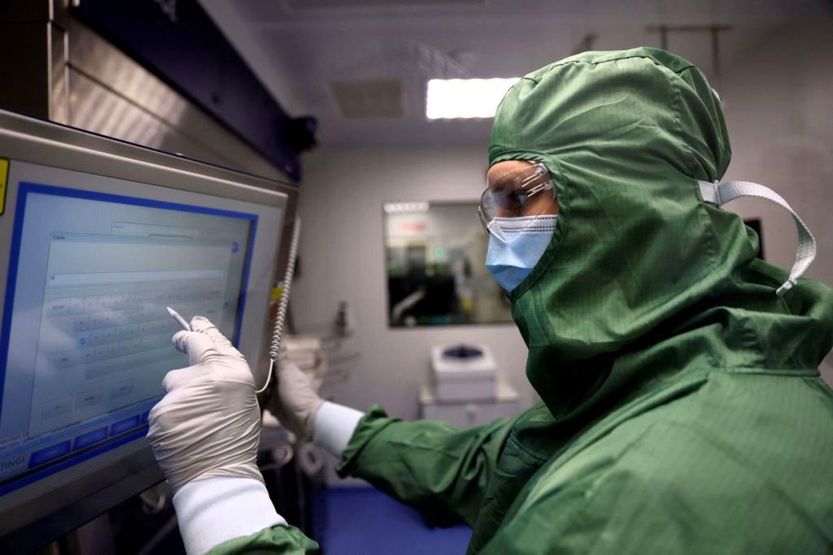 AI will find cure for cancer by solving key problem, says tech boss