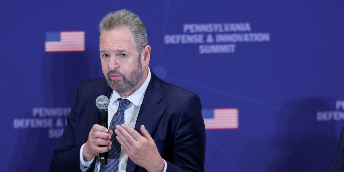 Arm's CEO says AI could cure cancer, but data centers are creating a bottleneck