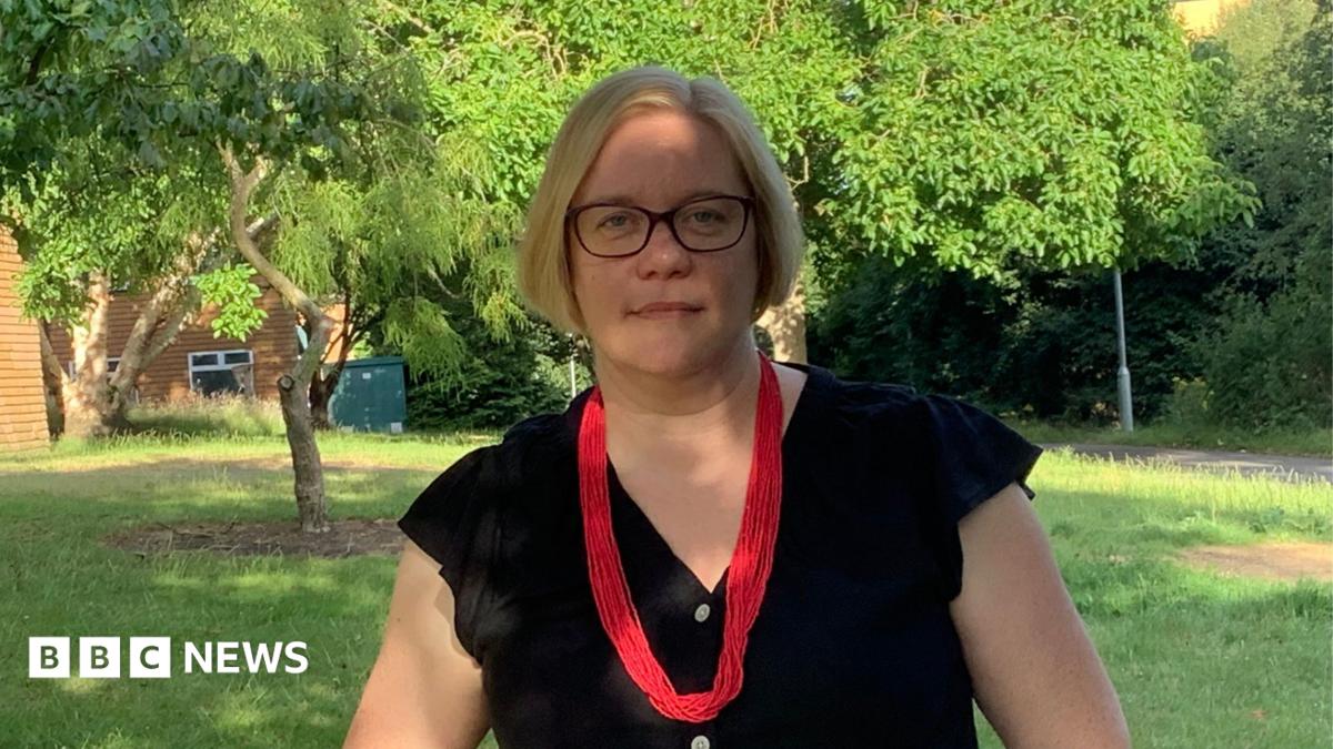 Publish council changes legal advice, Surrey politicians say