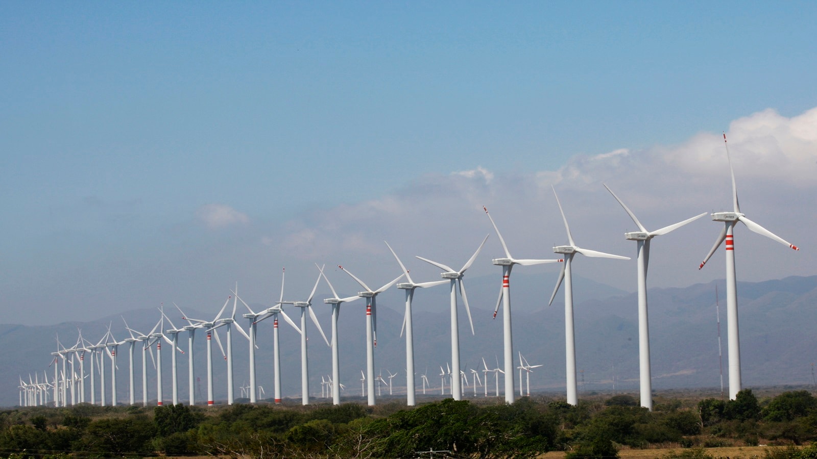 Suzlon Energy bags 200 MW order from Ayana Renewable Power; S144 crosses 10 GW in sales