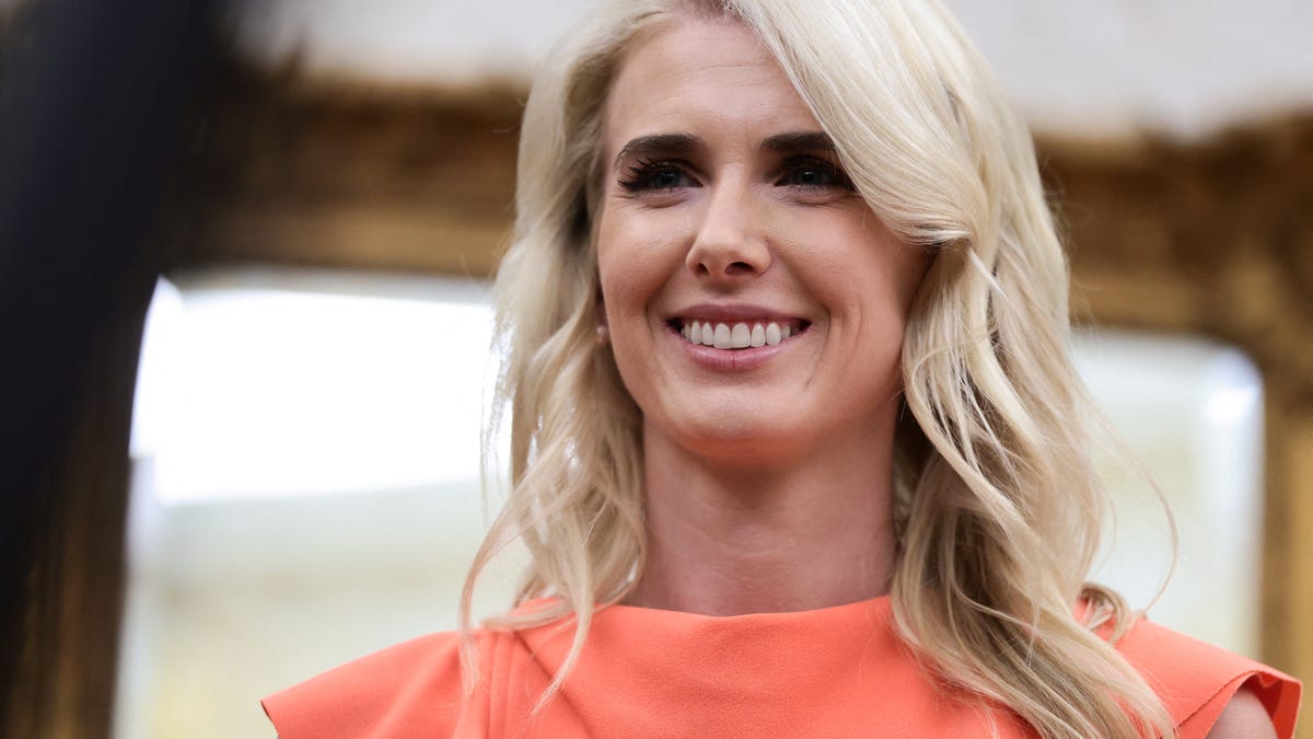 Trump gave $45,000 gifts to Natalie Harp, others, from his own pocket