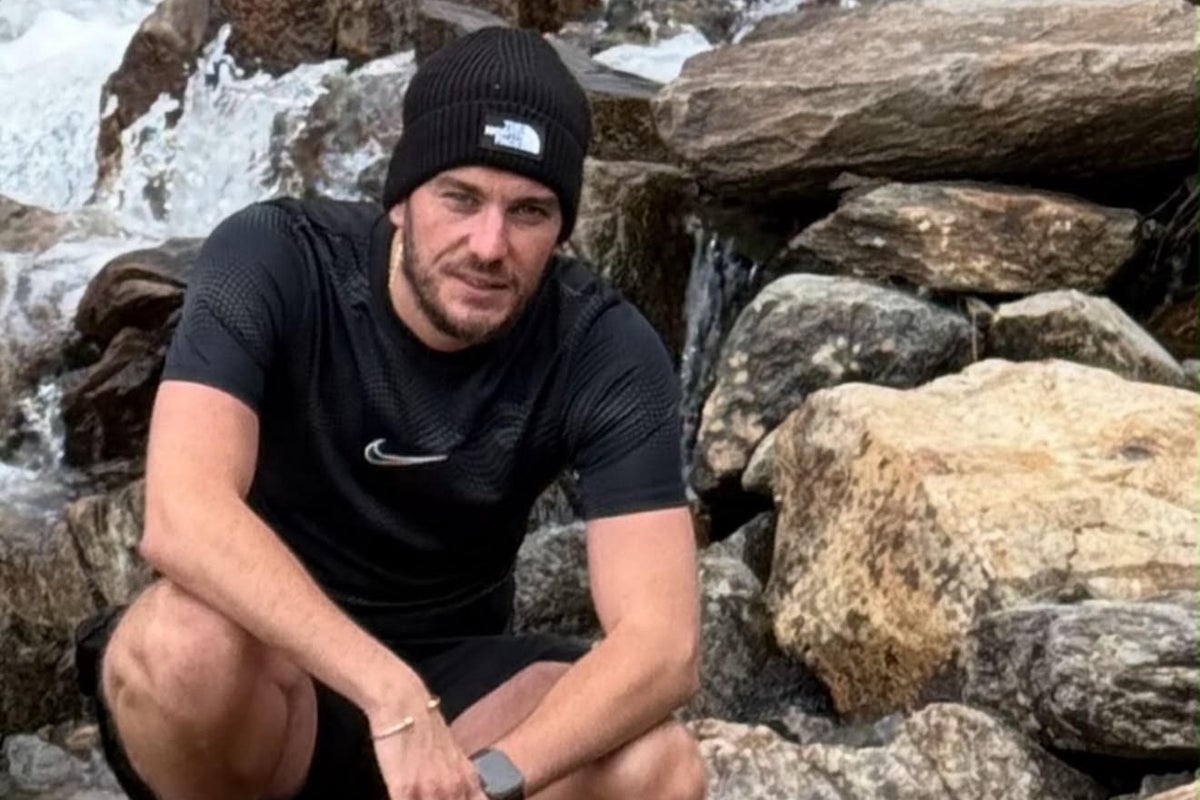‘I suffered a fractured spine after Singapore Airlines flight fell 178ft in seconds’