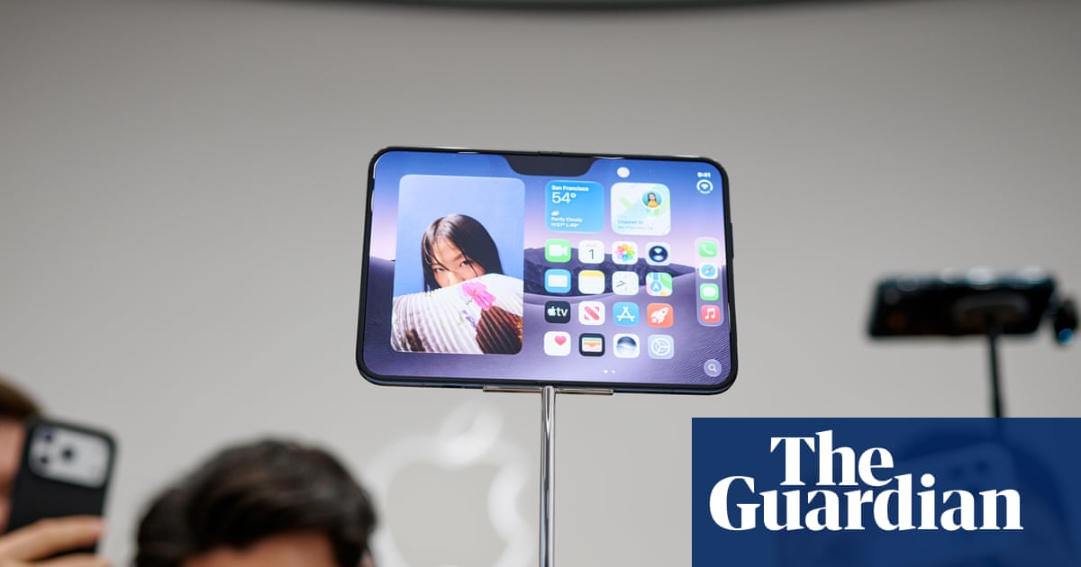 ‘Cheap iPhone deal’: warning over scam sites selling latest Apple mobiles