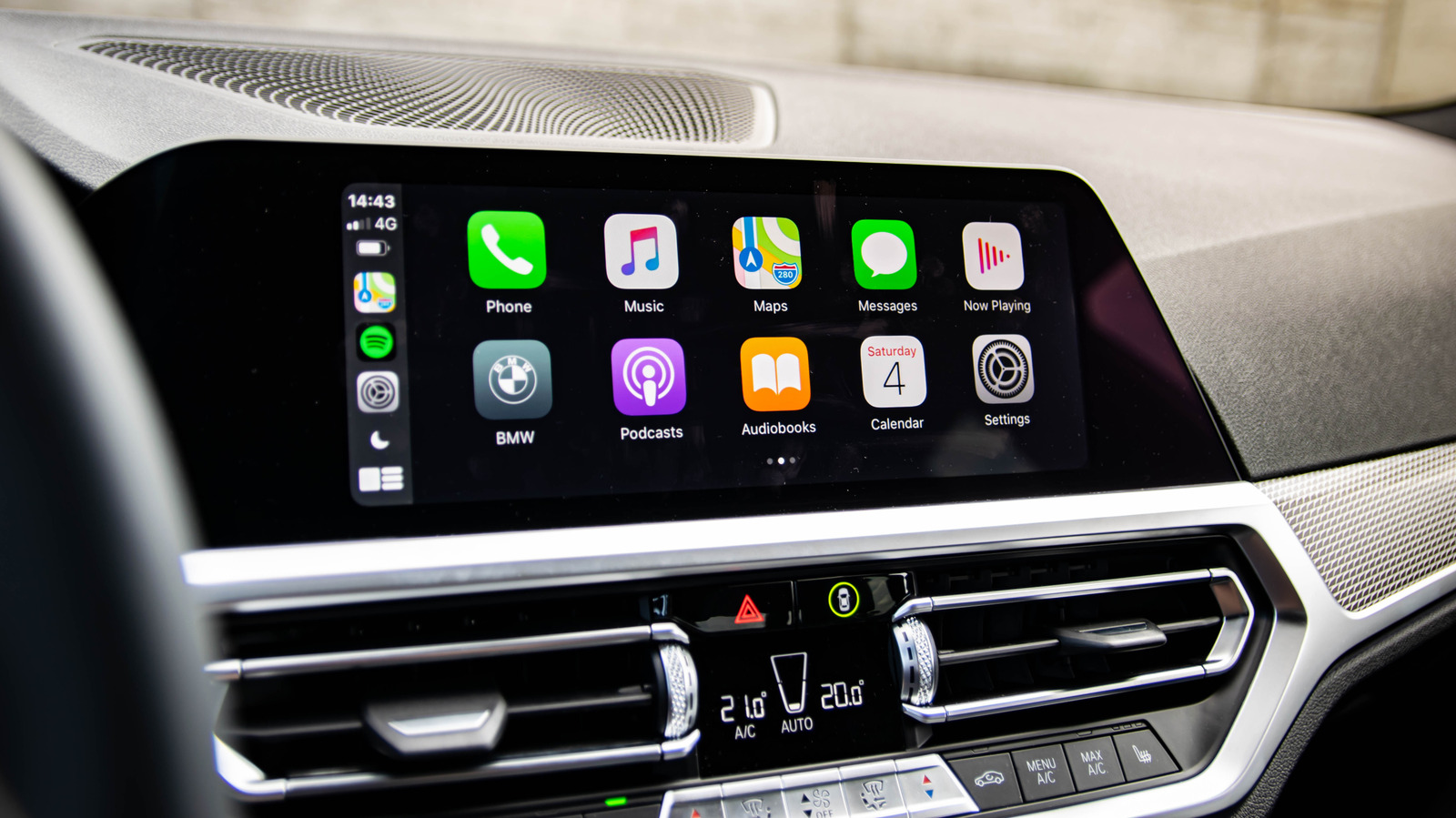 Car Manufacturers Are Ditching CarPlay In 2026: Here's Why