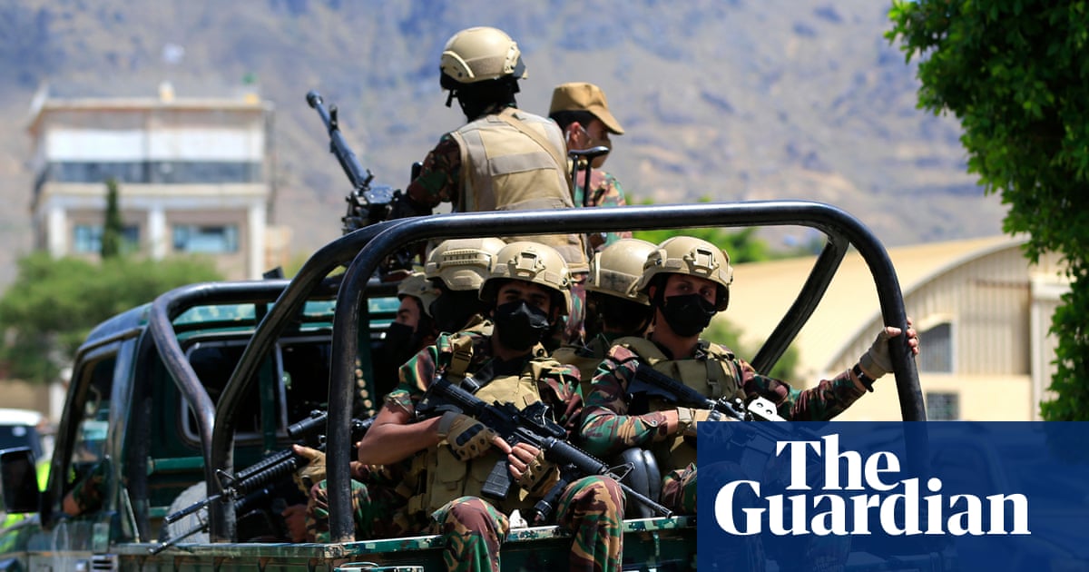 Gulf states postpone strait of Hormuz talks with Iran as Yemen conflict intensifies
