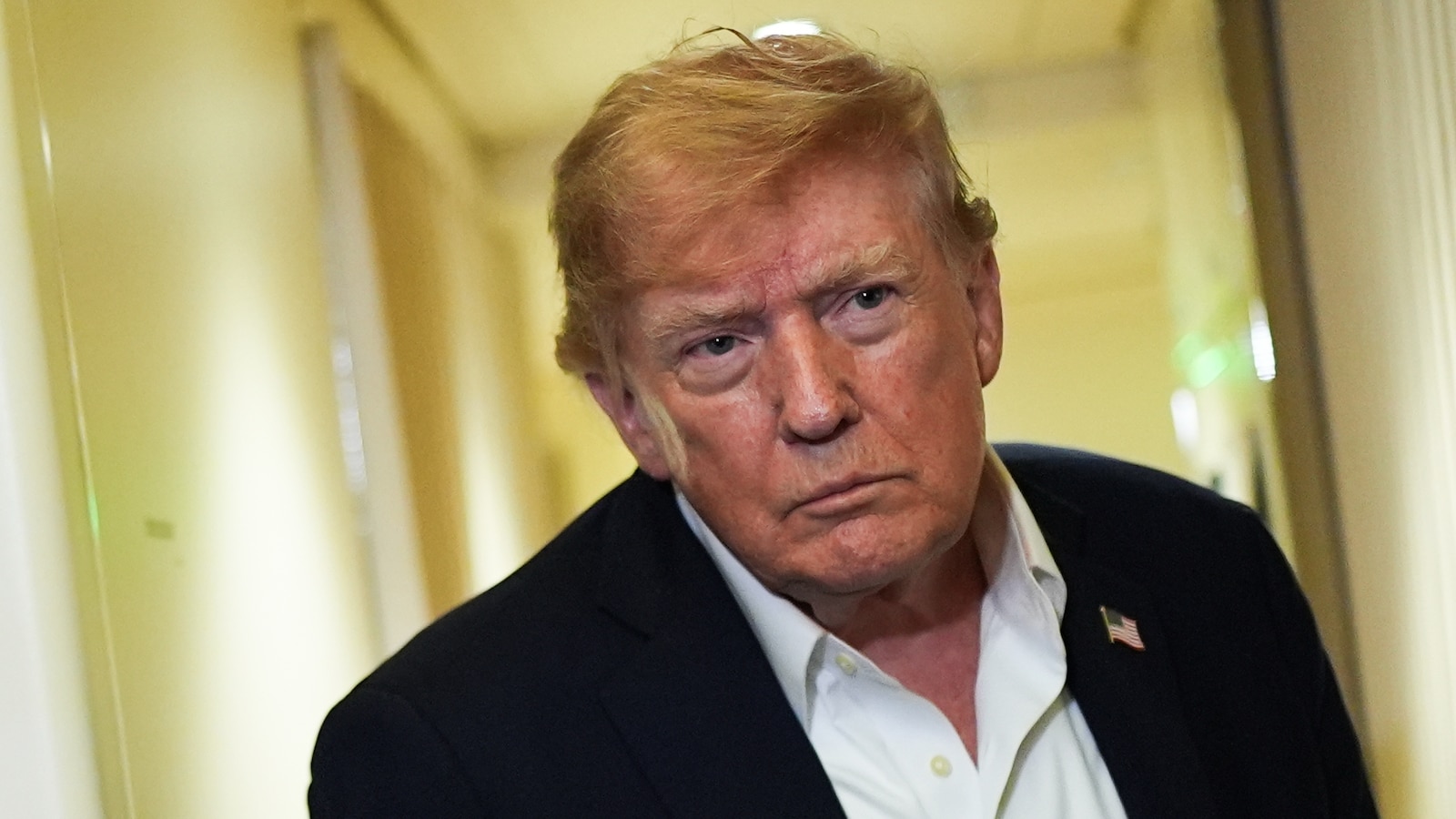 Trump agrees to new bipartisan ethics provision in massive crypto bill, Republican senators say
