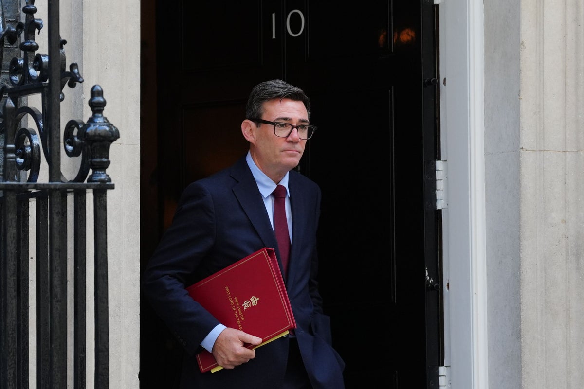Government ‘won’t take risks with living standards’ says PM as inflation jumps