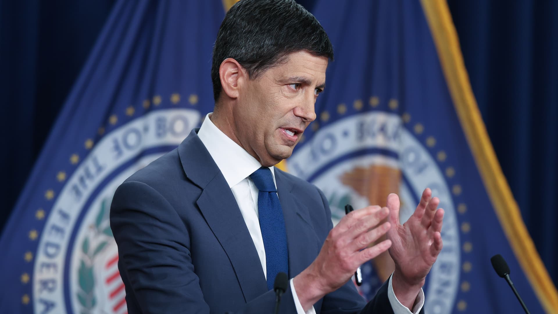 The Fed decision, Clarity Act fails in Senate, Ford's truck prices and more in Morning Squawk