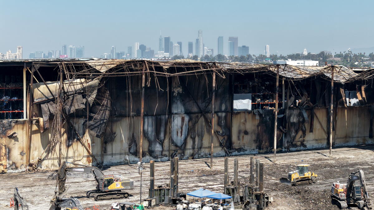 Boyle Heights warehouse company says it’s being unfairly scapegoated for fire and stench