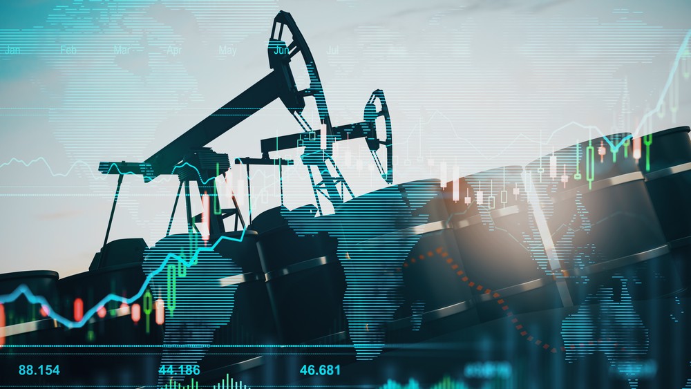 Oil Prices Slide as Saudi Arabia Reroutes Crude via Oman