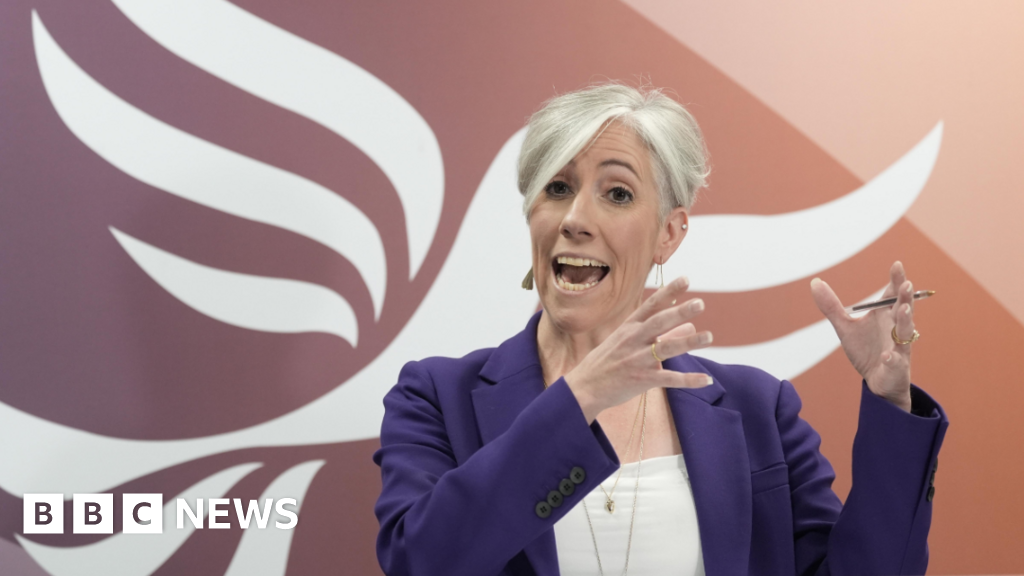 Lib Dem Daisy Cooper vows to end 'computer says no' economy to boost growth