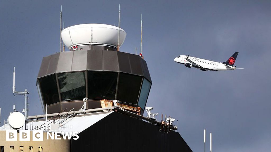 Flights at major US airports delayed after cable cut by construction workers