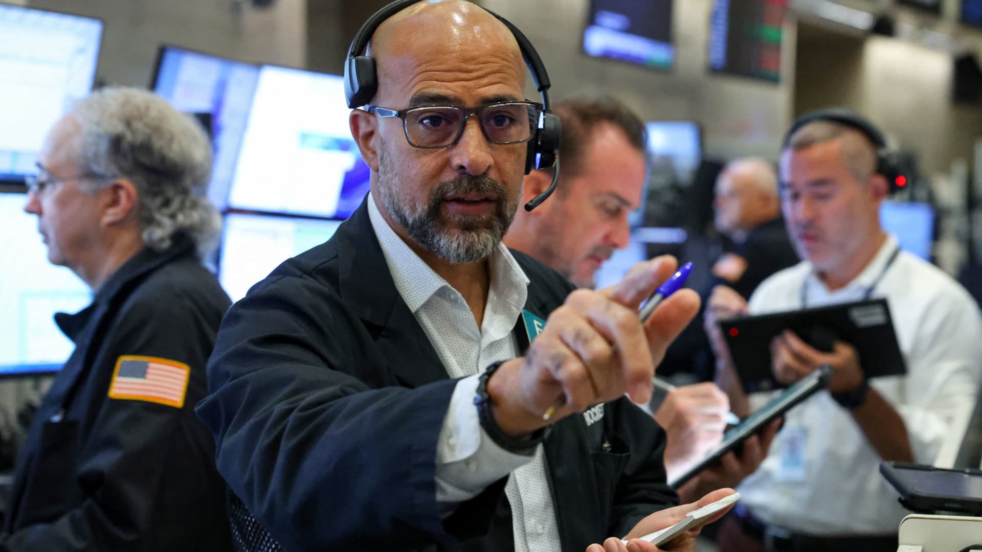 Stock futures are little changed after S&P 500 posts best day since early August: Live updates