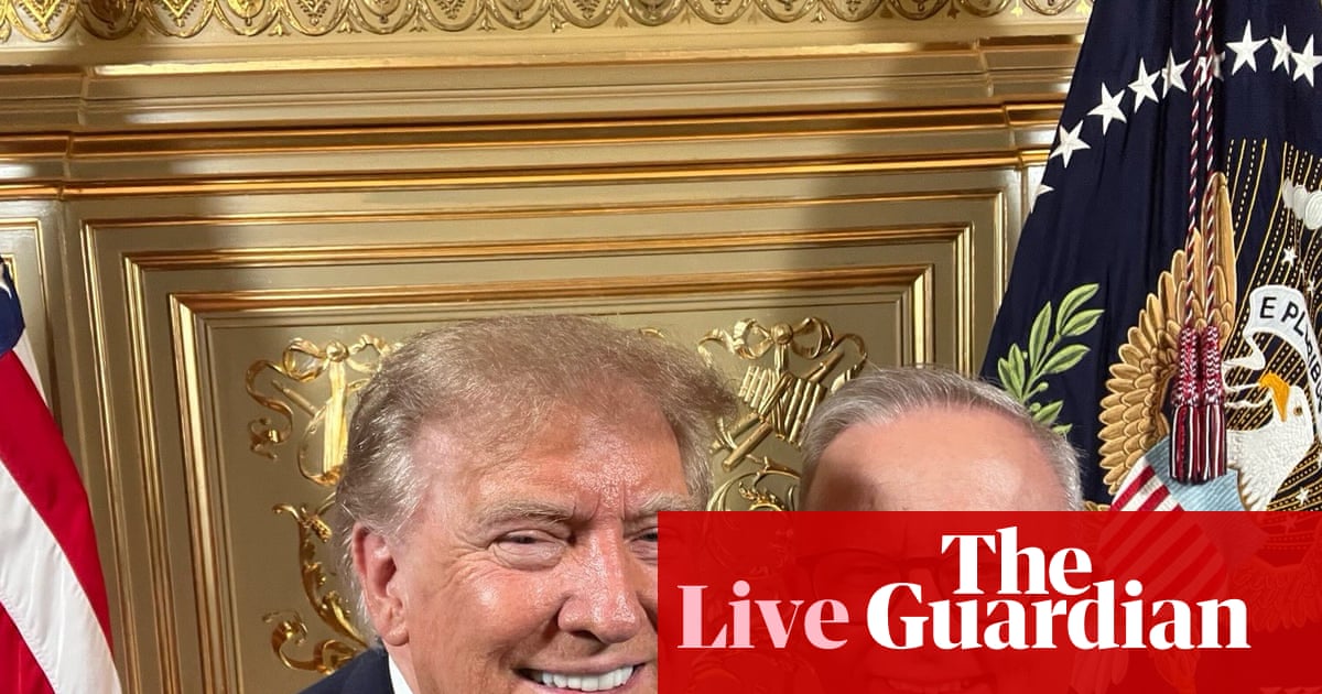 Australia news live: Albanese and Trump pose for selfie at UN summit; Hume claims no knowledge of Liberals-One Nation power-sharing talks