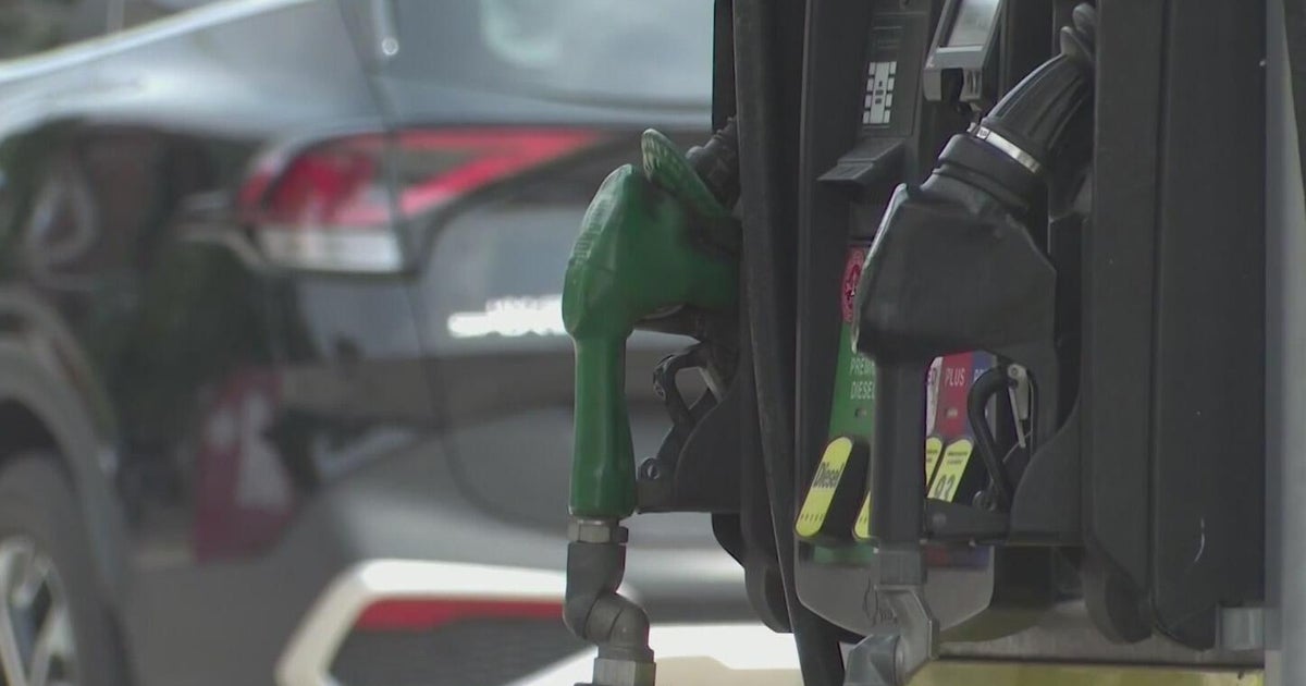 Rising diesel prices puts pressure on Pittsburgh-area farmers, transit agencies