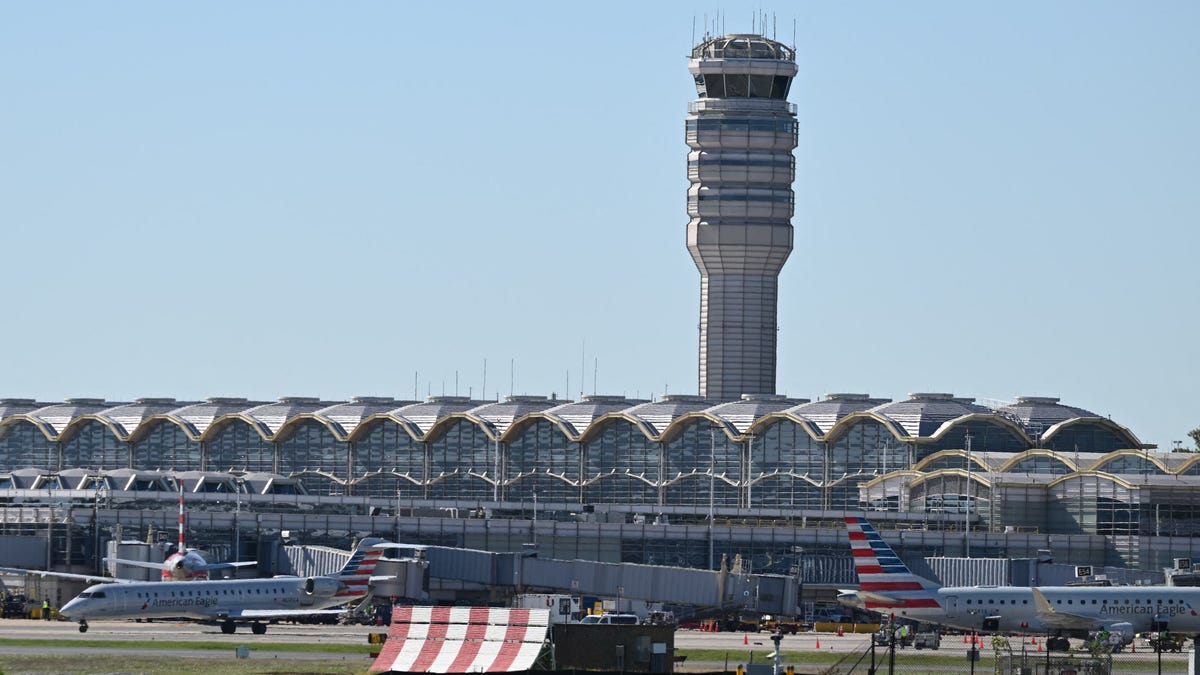 Why Washington DC-area airports are testing a new AI air traffic system