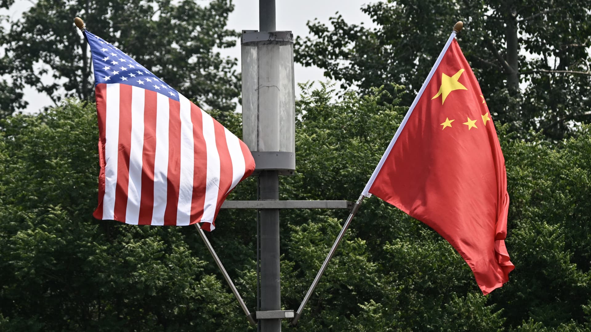 Trump and Xi dined with AI's biggest names. Here's what we know about tech talks so far