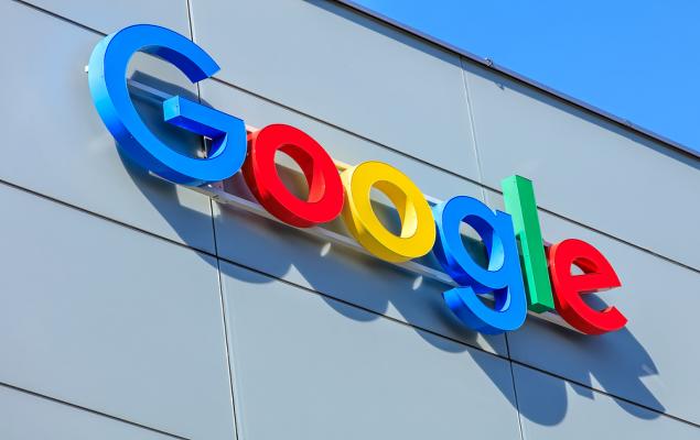 Alphabet vs. Apple: Which Consumer AI Tech Stock Has an Edge Now?