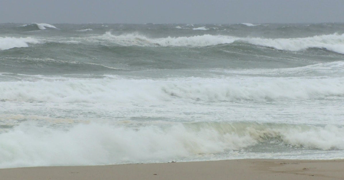 Nor'easter brings wind, waves to Cape Cod