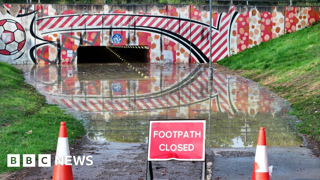 Thousands of Sussex homes without water and roads flooded