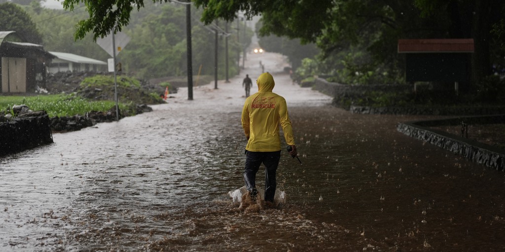 ‘Storm fatigue’: Hawaiians reeling from back-to-back hurricanes as Nolo’s threats diminish