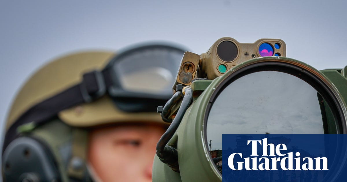 Trump asked Xi Jinping if China would like to buy US weapons, American ambassador says
