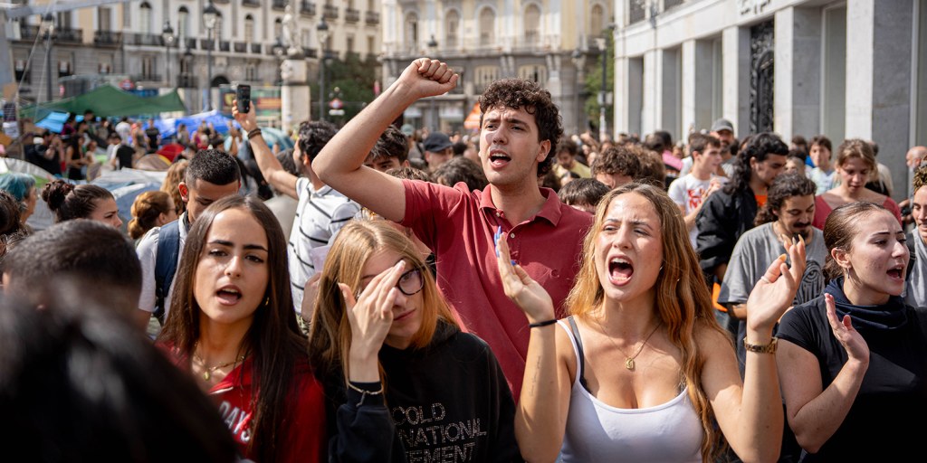 Housing protests spread across Spain after 87-year-old is evicted from home