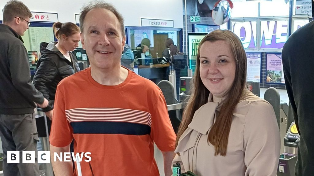 Audio guides for sight-loss passengers at six Thameslink stations