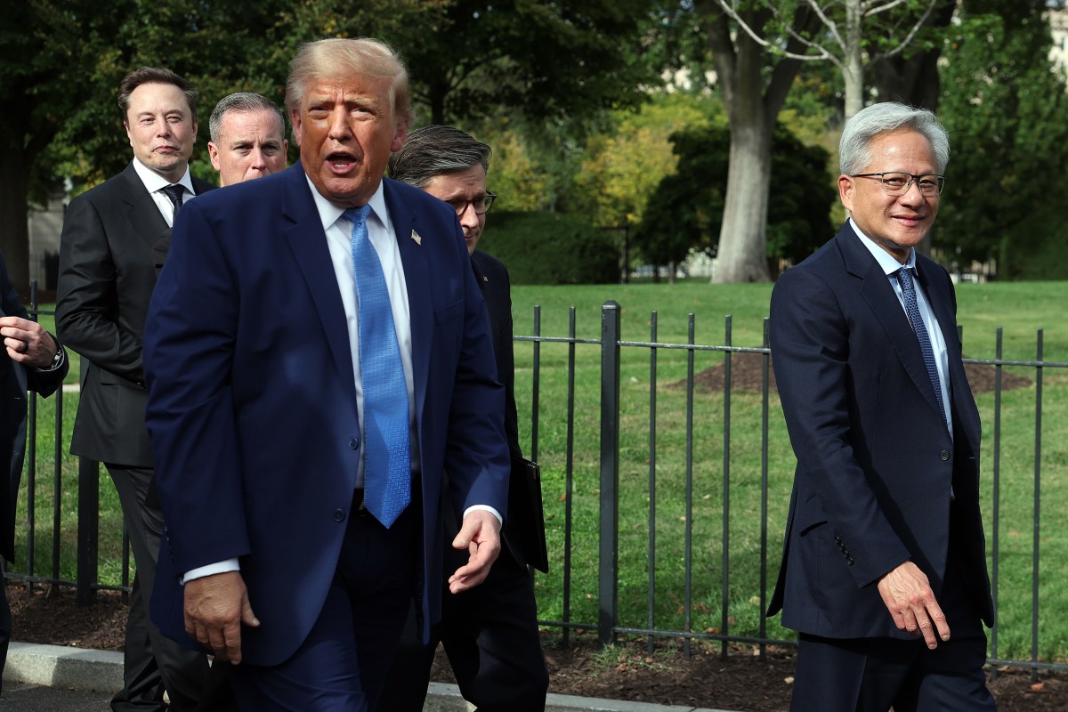 Trump Floats Fresh Data Center ‘Dividend’ After Meeting AI Tech Leaders