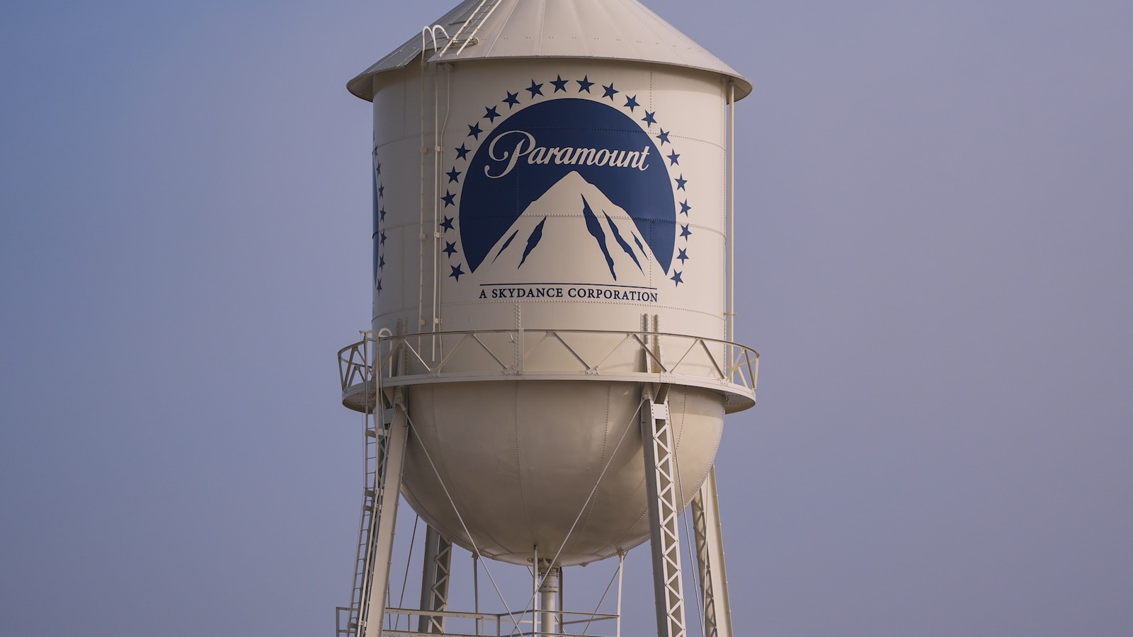 Judge approves Paramount's settlement with states over Warner buyout, allowing merger to soon close