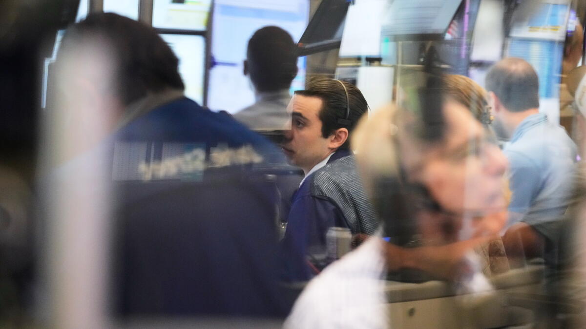 Stocks fall after the bond market cranks the pressure even higher