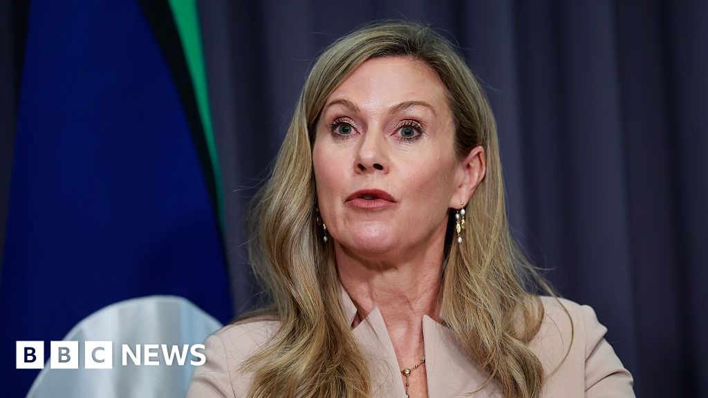 Fortnite, Roblox, Minecraft and Steam must improve child safety, Australian report finds