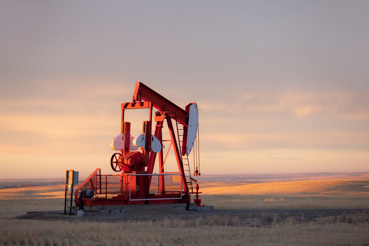 3 Dividend Stocks That Didn't Need $100 Oil to Keep Raising Their Payouts