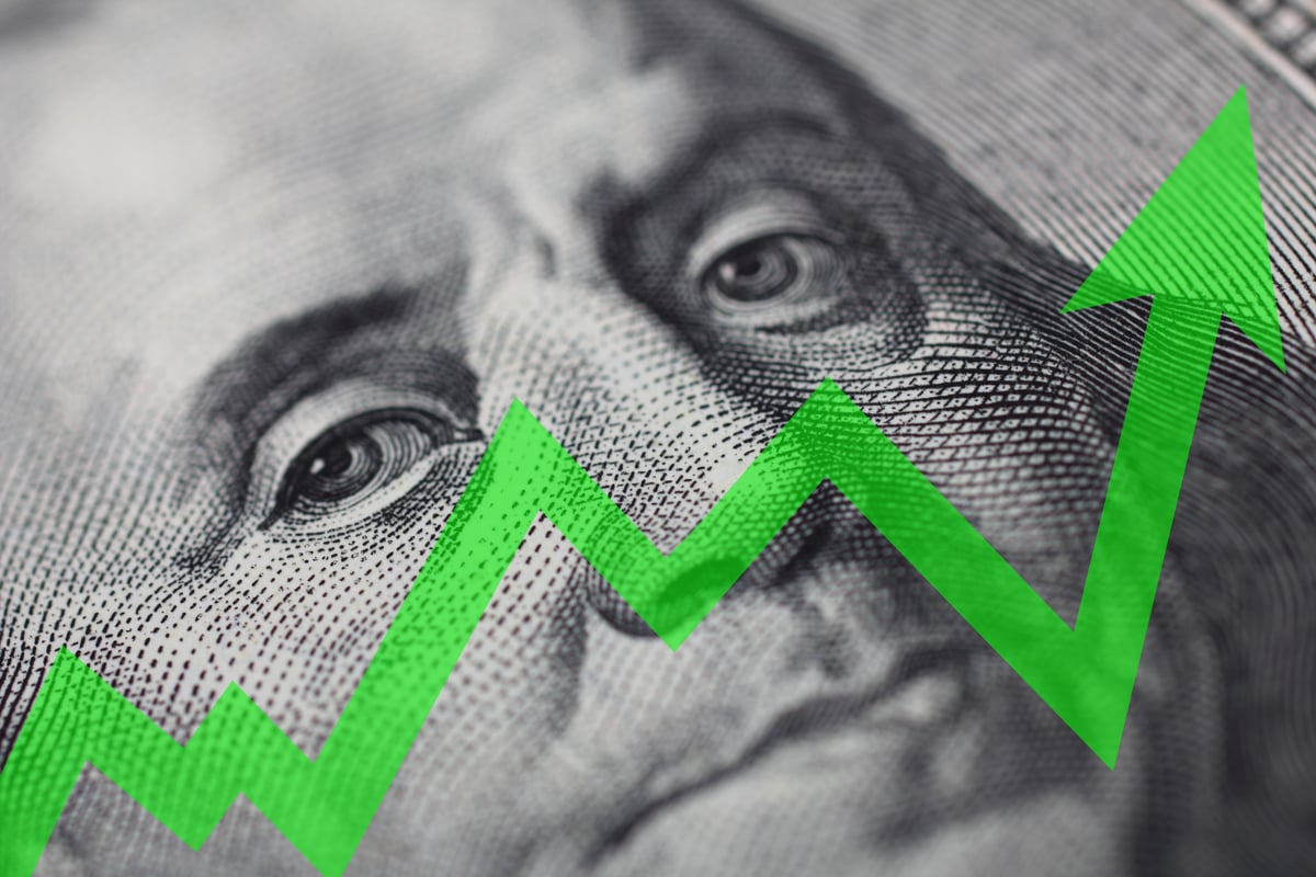 Here's What a $2,000 Investment in Broadcom Today Could Be Worth by 2030