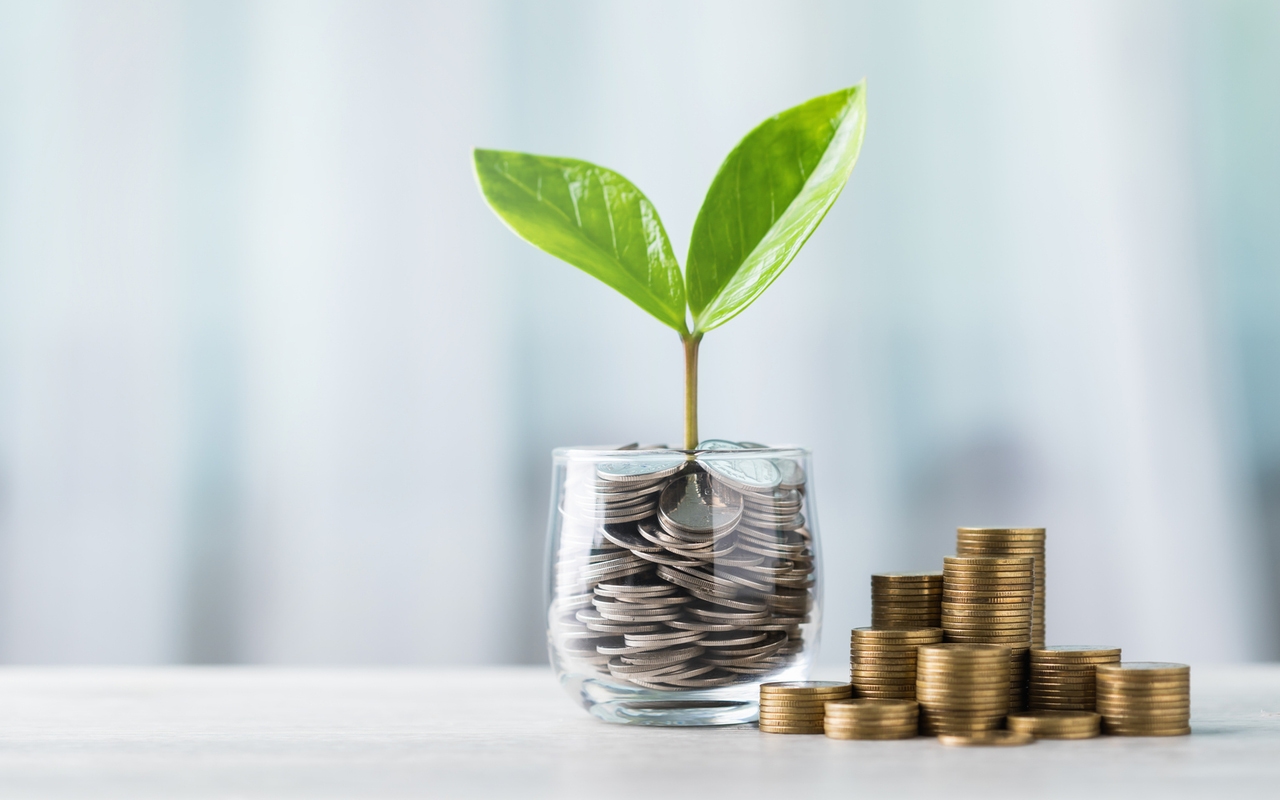 8%+ Yielding Income Powerhouses To Buy On The Pullback