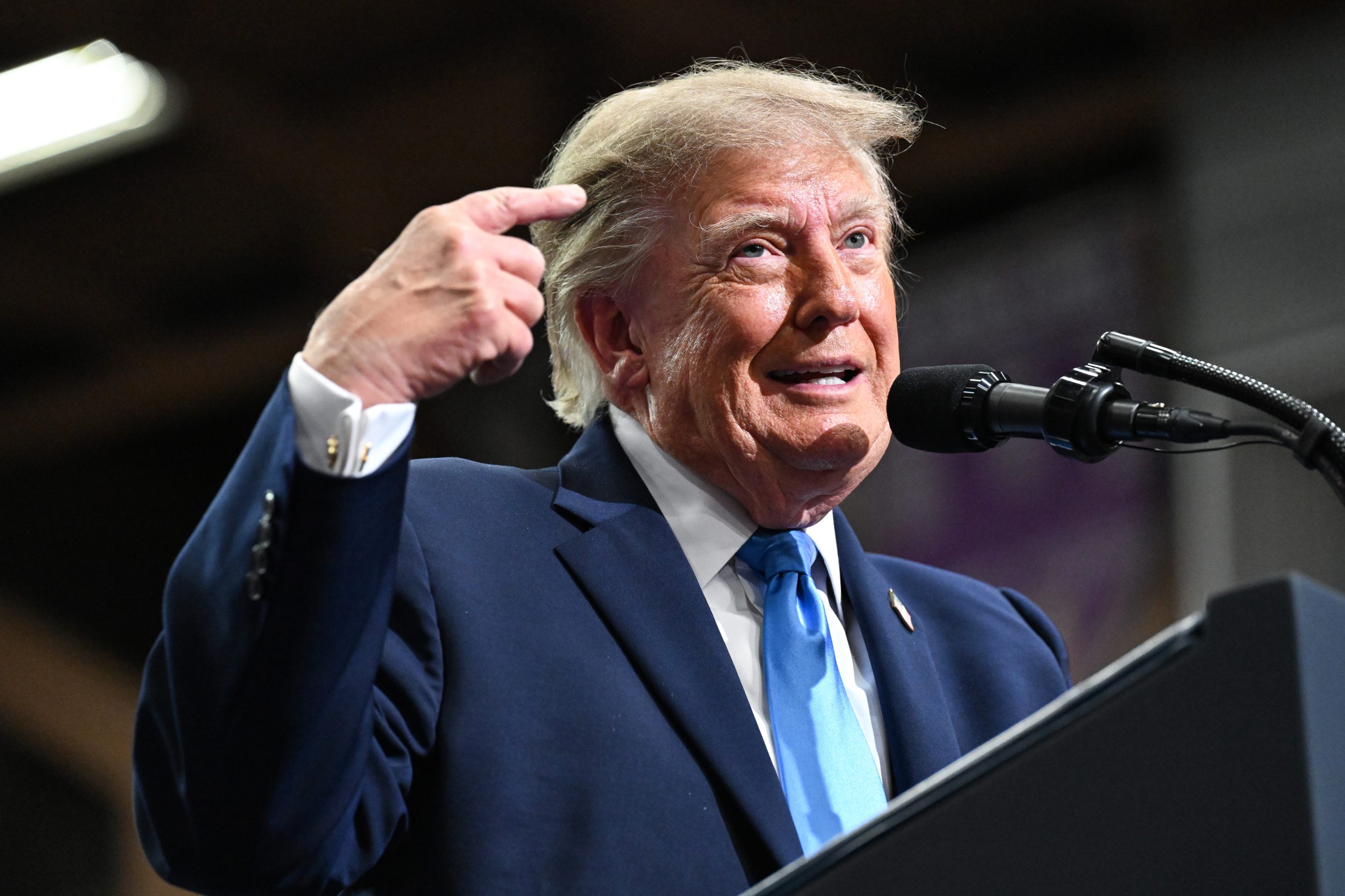 MAGAnomics is starting to look uncomfortably like Bidenomics