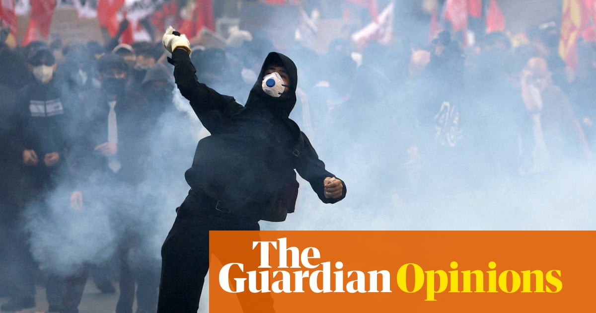 As the mother of a student in Paris, I see what’s happening: reasonable demands met with awful violence