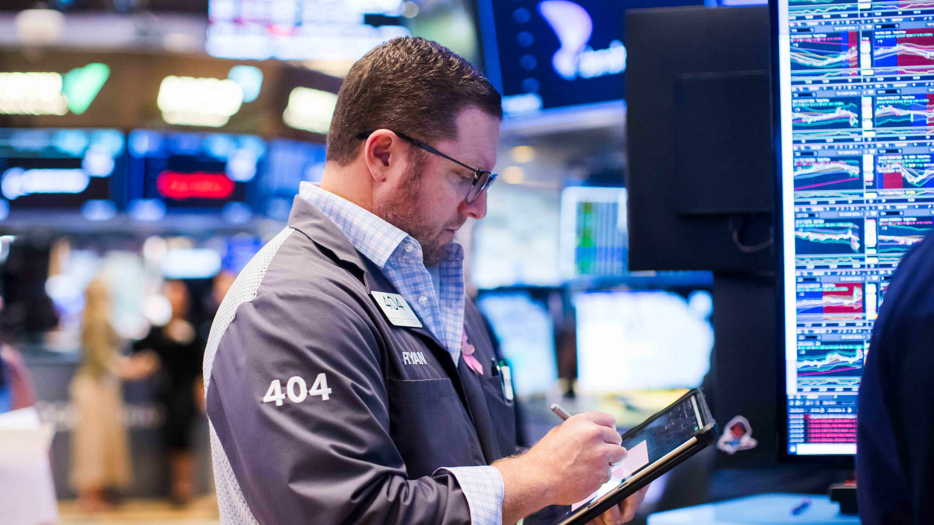 Chart: A look at the S&P 500's remarkable and defiant trip to a new record