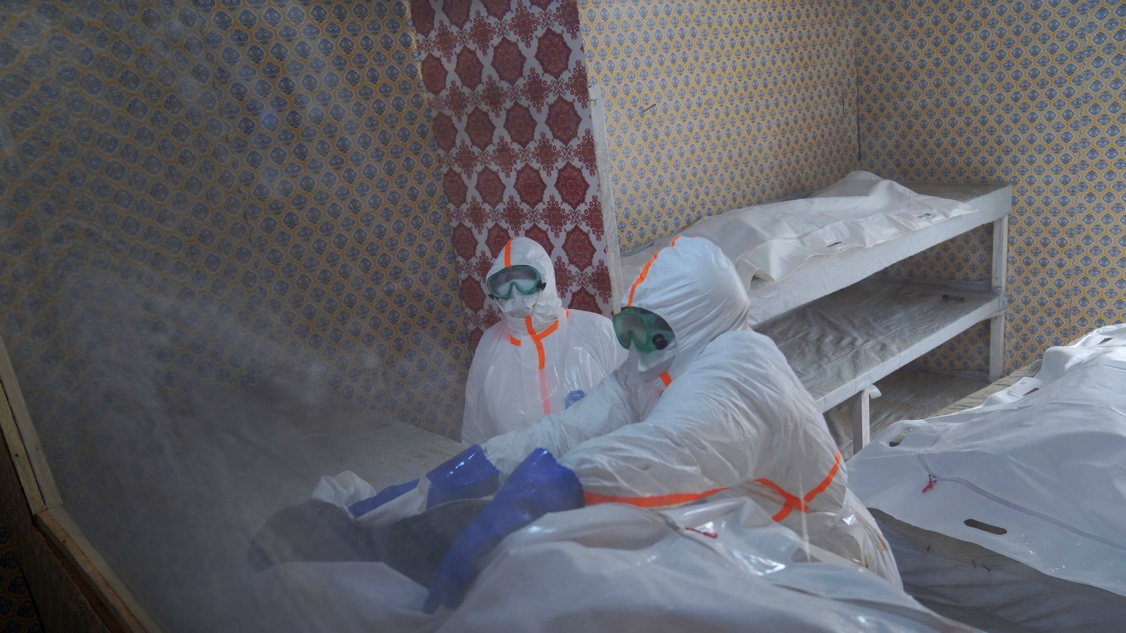 Ebola creates new hot spots in Congo as responders describe ‘chaotic’ response