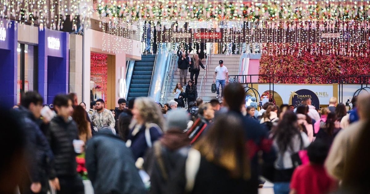 Shoppers to spend less this holiday season, willing to pay more for Canadian goods: PwC