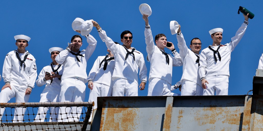 USS Lincoln docks in San Diego Bay following scrutinized 322-day deployment