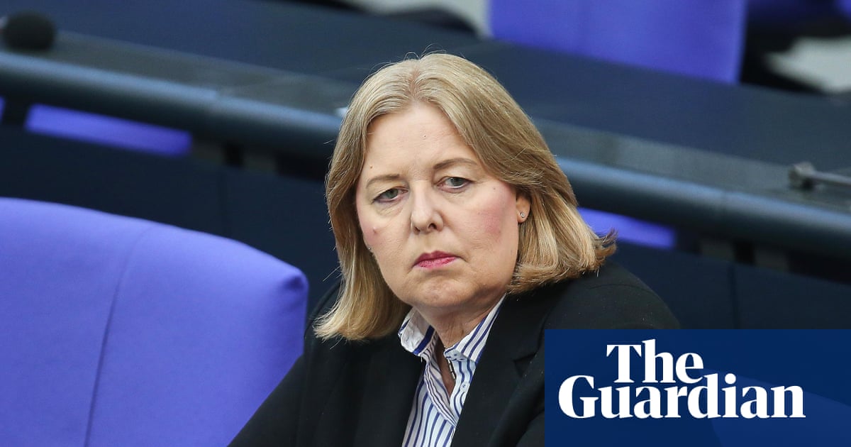 German minister quits after death of stepdaughter and political attacks
