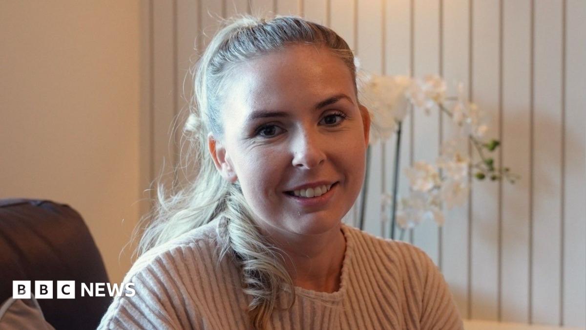 Endometriosis centres 'at risk' of closure as women's health 'broken'