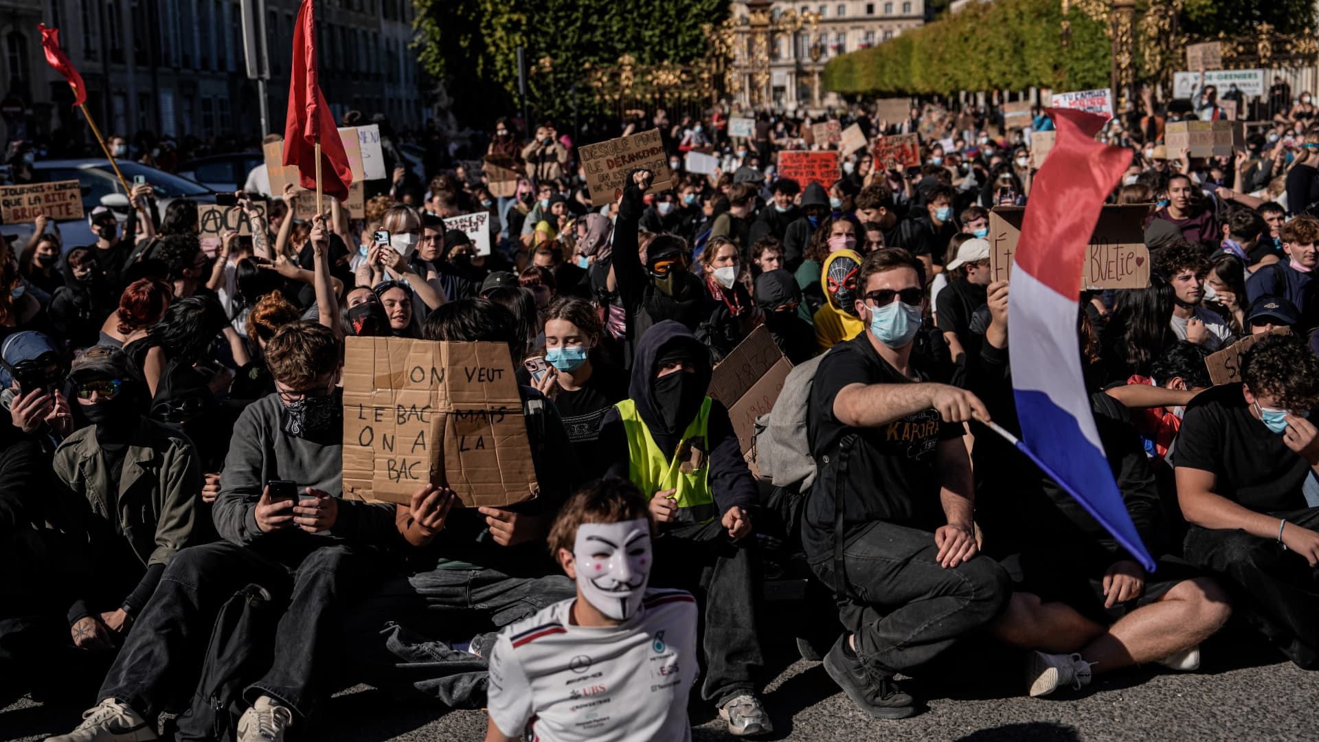 In charts: How one of the world's biggest economies got trapped by debt