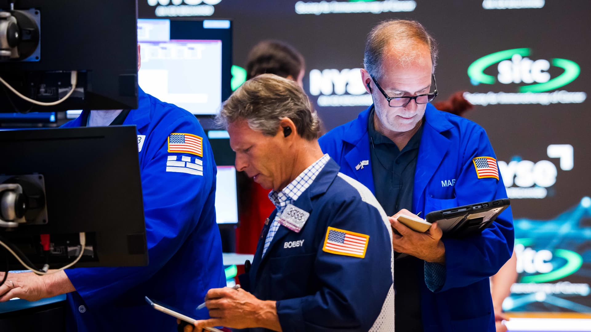 Stock futures are little changed after mixed session; traders await bank earnings: Live updates