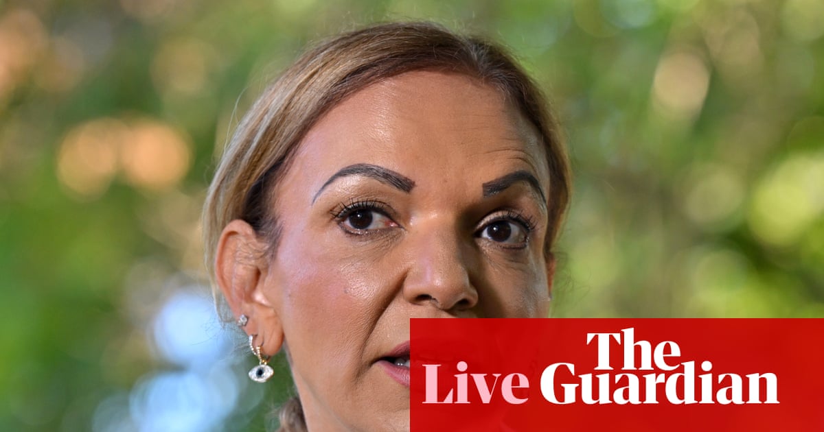 Australian politics live: Hanson dismisses ‘shamed and stoned’ remark as ‘heat of moment’; PM extends ‘thoughts and prayers’ to pope