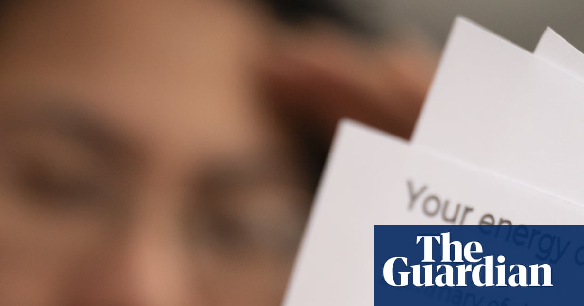 UK households have paid extra £13,961 on bills since 2021 amid soaring inflation, TUC says
